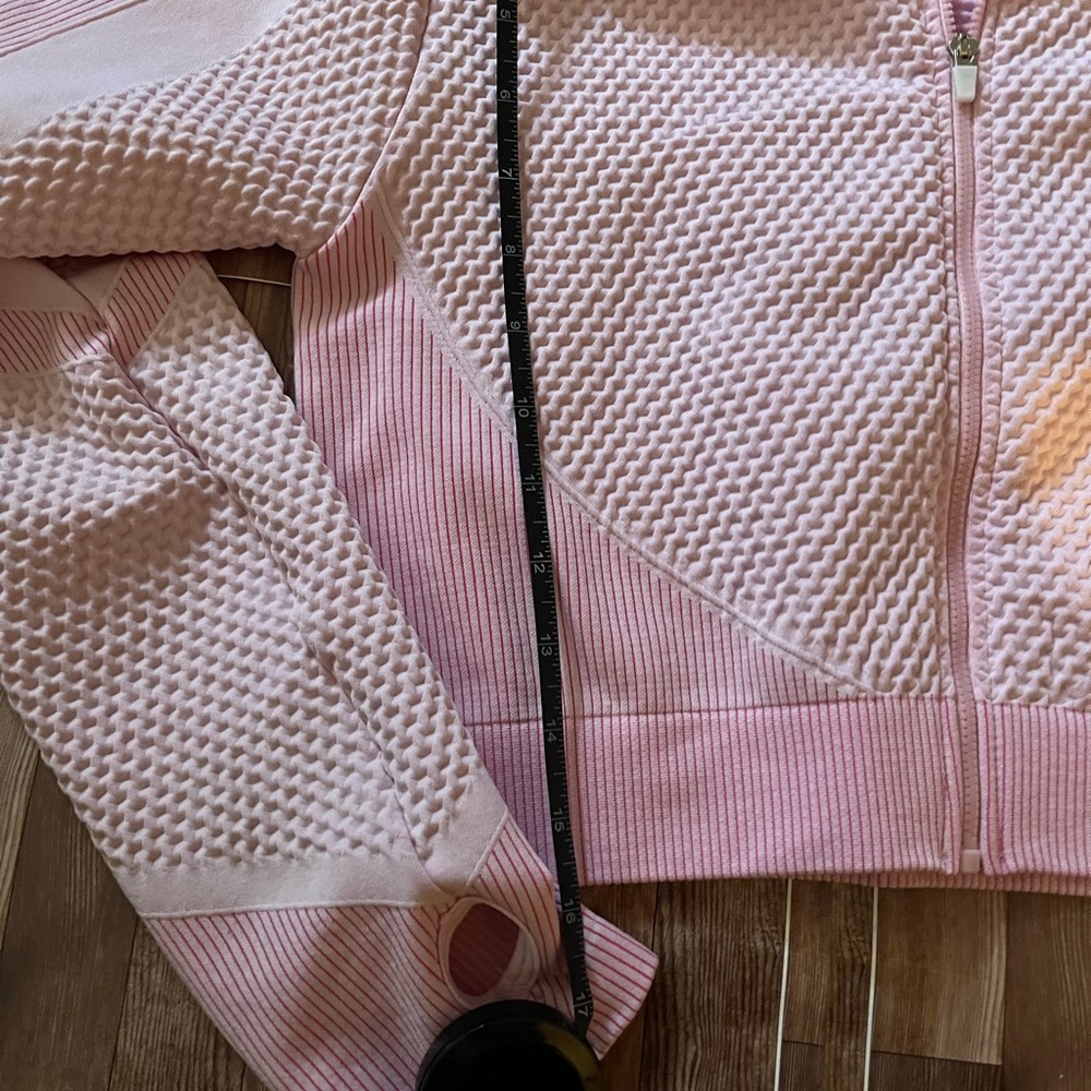 Pink Textured Crop Top - Picture 3 of 6